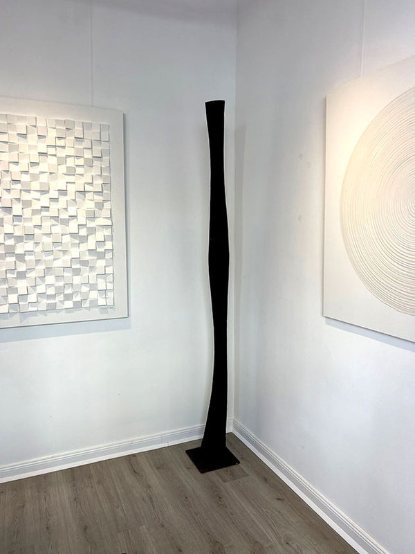 Windiger Raumträumer | Esskastanie, patiniert | H 240 cm | 2020