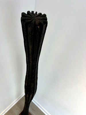 Windiger Raumträumer | Esskastanie, patiniert | H 240 cm | 2020