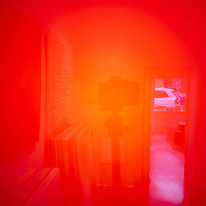 "plaque rouge" | Jörg Minrath | 2024 | 75 x 2,2 cm