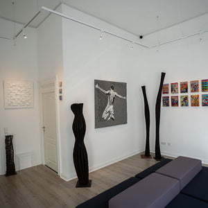 "Sprung" | Martina Hamrik | 2025 | 120 x 120 cm