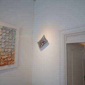 "PILLOW" | Volker Kiehn | Wall sculpture | Edelstahl poliert | 2024 | Ca. 30 x 50 cm